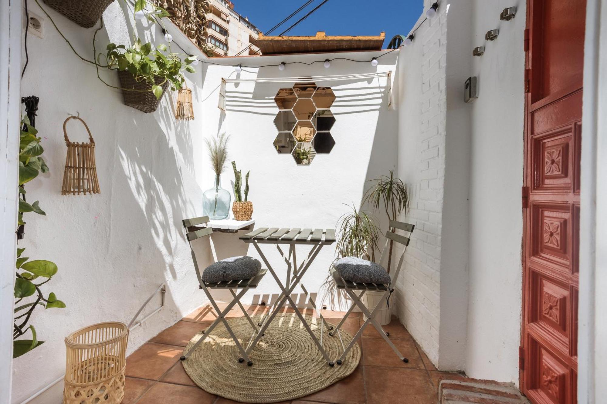 Naim Guest House Malaga Centro Exterior photo