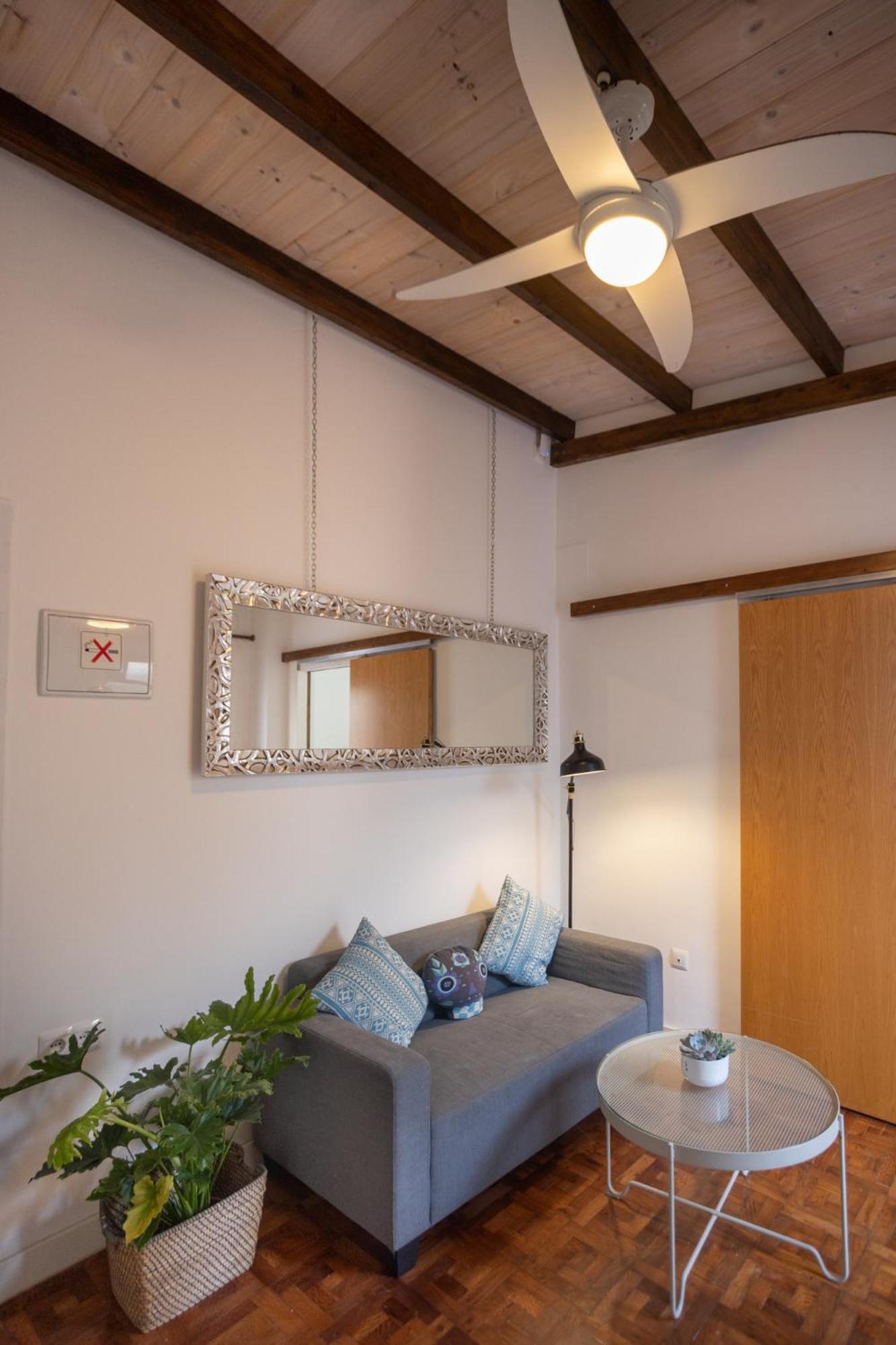 Naim Guest House Malaga Centro Exterior photo